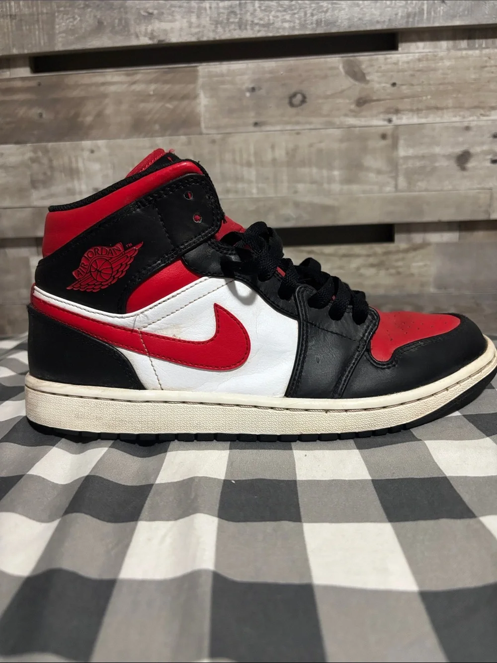 Jordan Men’s Sneaker - Red/Black/White